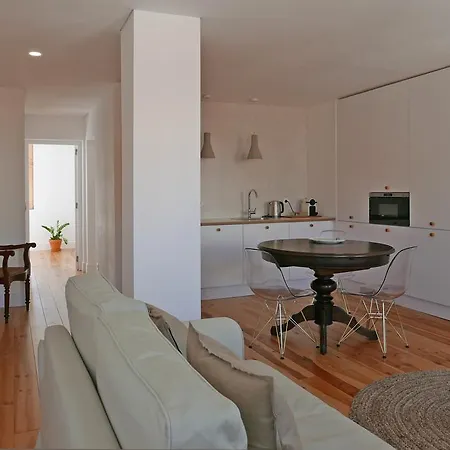 里斯本格拉萨舒适公寓 *