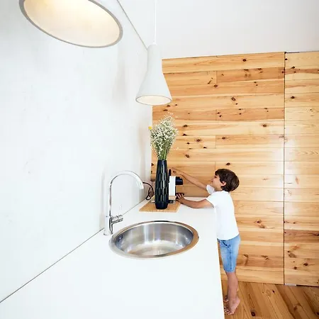 里斯本格拉萨舒适公寓